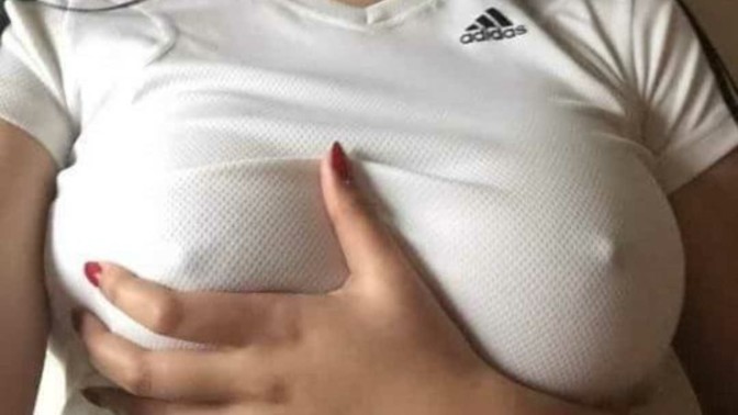 Belli olan meme ucu tahrik eder mi?