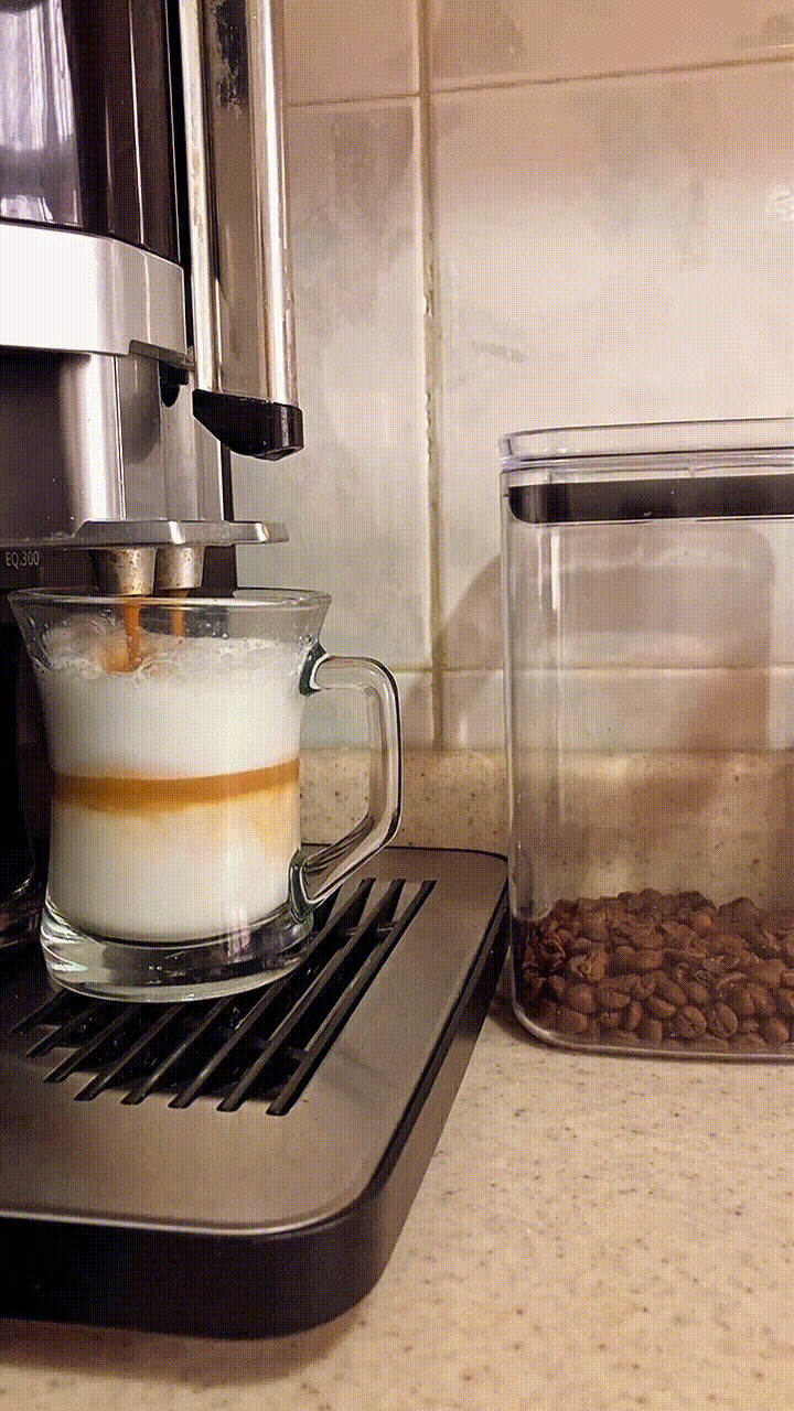 Güzel kızlara özel latte machiato hazırlıyorum kimler içmek ister 🤔?