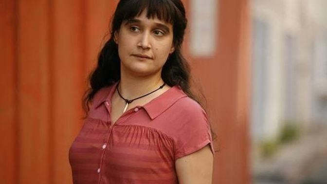 Çirkin olan birine çirkinsin demek dürüstlük mü, kabalık mı?