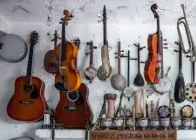 Örenk müzik aleti koleksiyonu