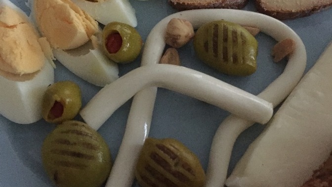 Hava ne güzel kapalı değil mi?