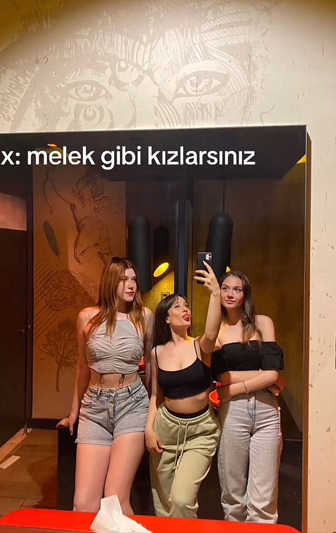 Sizce dövüşte bu kızlar mı alır bu çocuk mu?