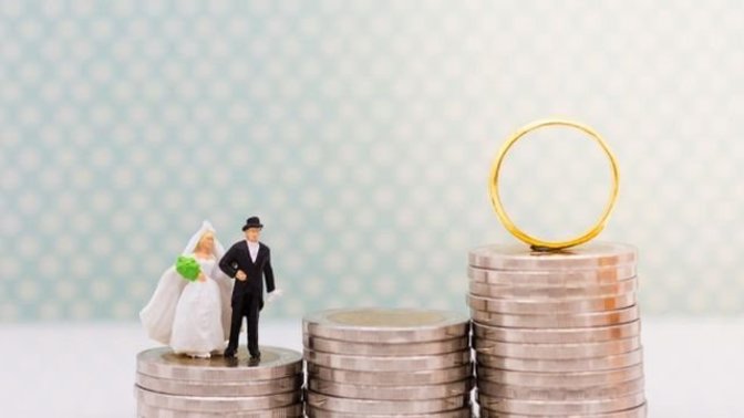 Evlilik hazırlığında çeyiz masraflarını paylaşmanın en iyi yolu nedir?