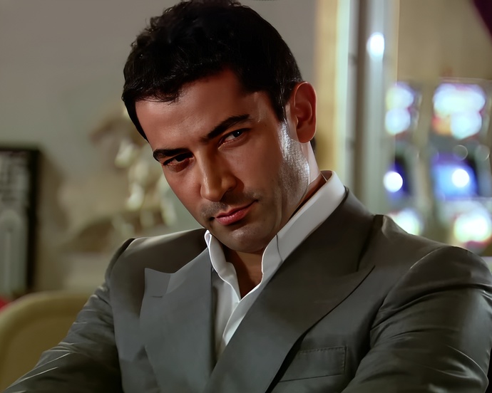 Kıvanç Tatlıtuğ mu, Kenan İmirzalıoğlu mu?