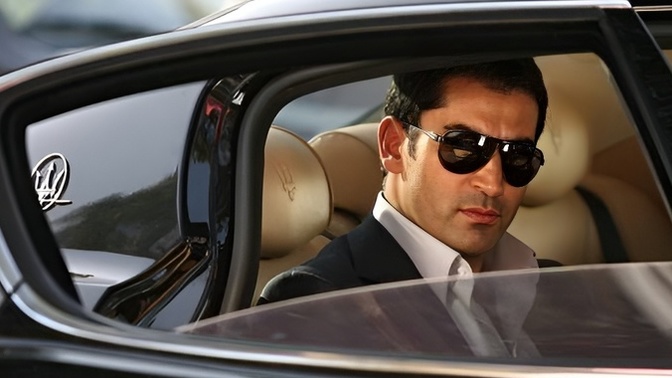 Kıvanç Tatlıtuğ mu, Kenan İmirzalıoğlu mu?