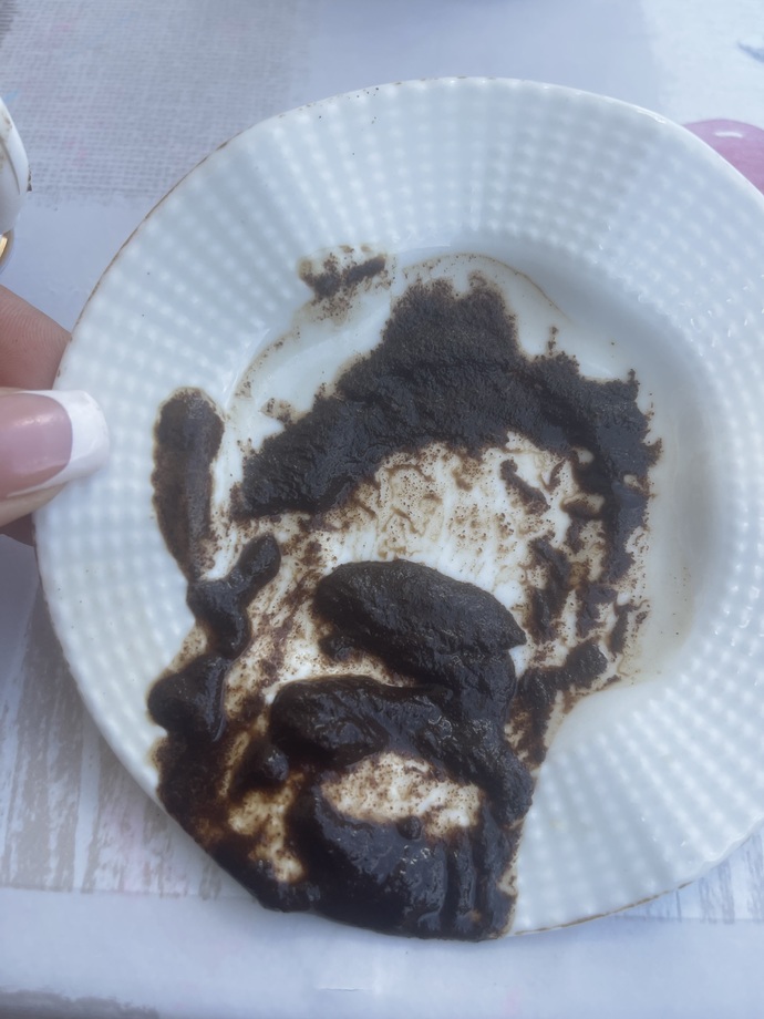 Ask hayatimla ilgili kahve falıma bakar mısınız lutfennn?