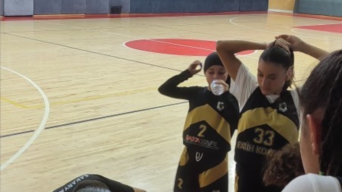 Amatör sporcuları izlemeyi sever misiniz?