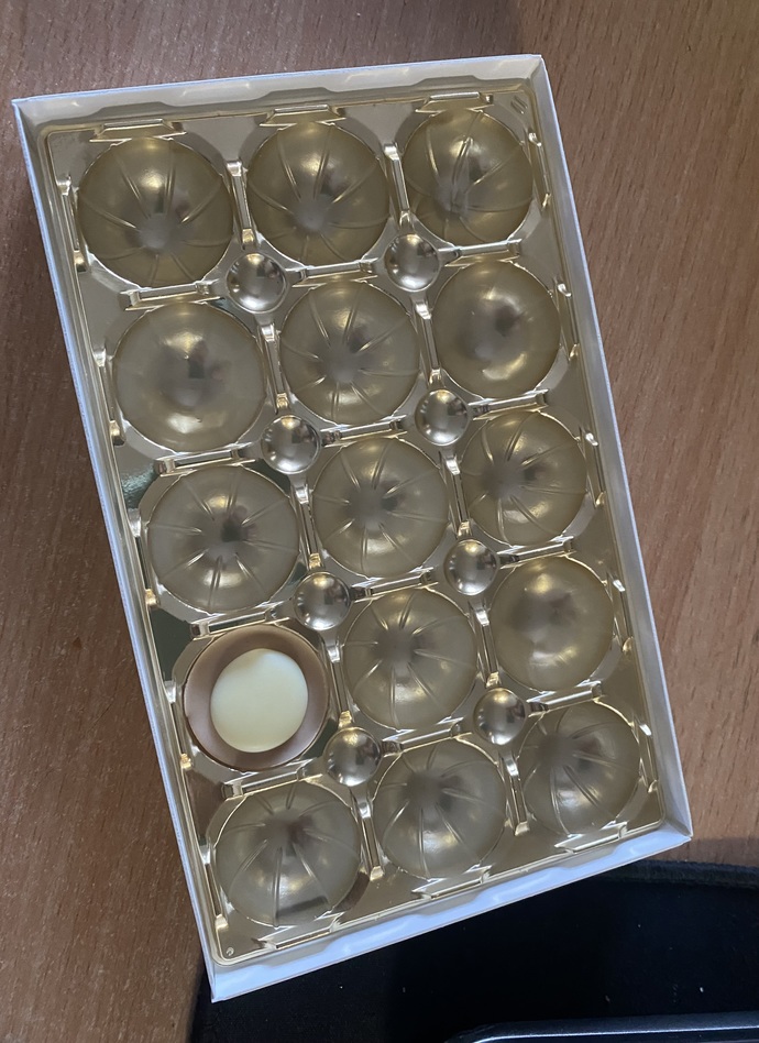 Alman çükülatası “Toffifee” denediniz mi?