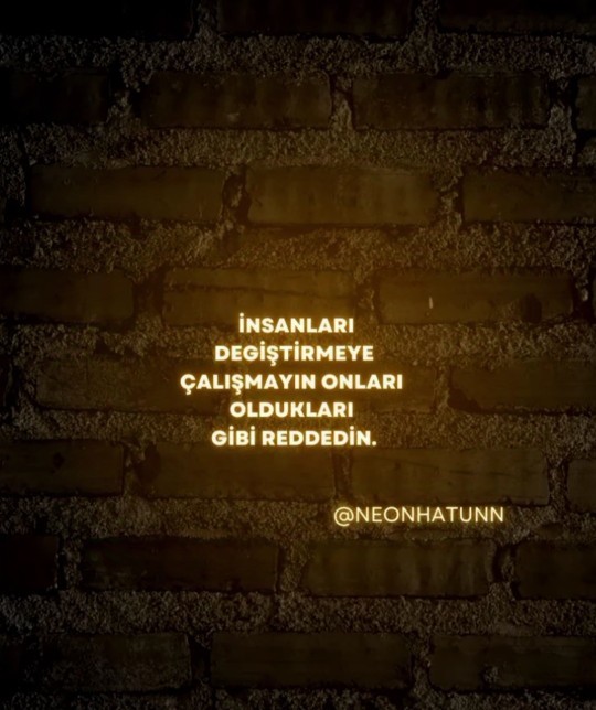Hayatınızdaki birinii değiştirmeye çalıştığınız oldu mu hiç?