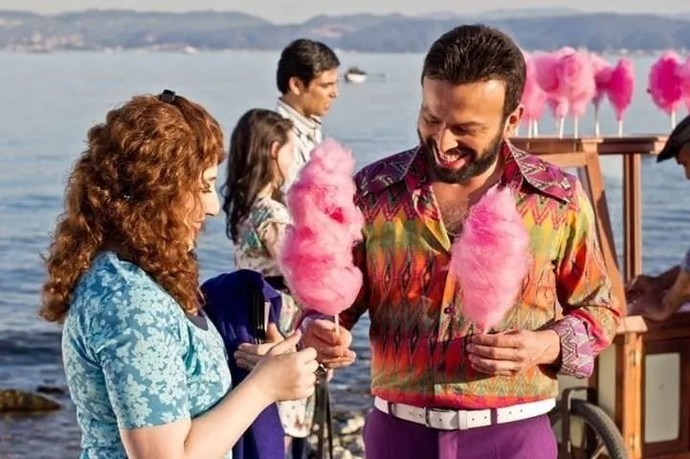 Mıy mıy ergen ilişkisi mi, olgun insan ilişkisi mi?