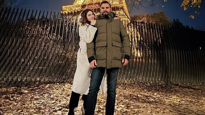 Alişan ile eşi Buse’nin fotoğrafına “Bu nasıl filtre! Eyfel Kulesi ile aynı boy olmuşsunuz” esprileri yapıldı. Sizce öyle mi?