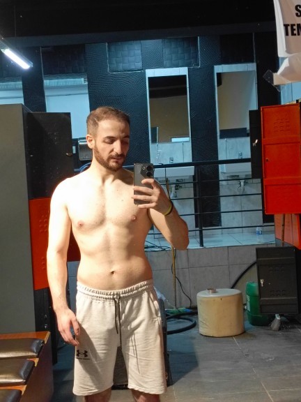 1 senedir spor yapıyorum sizce fizik idare eder mi?