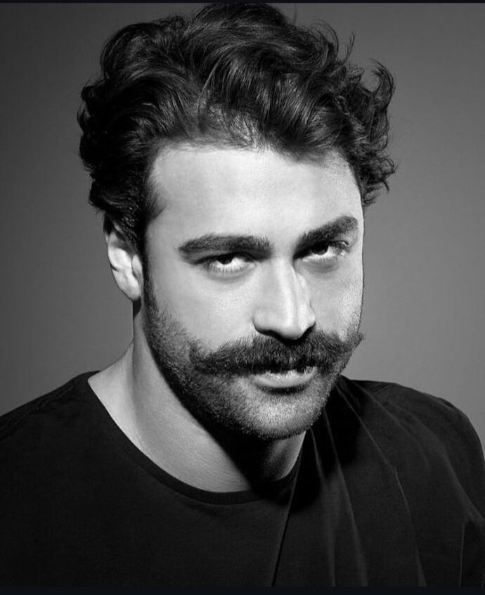 Sizce erkeğe bıyık yakışıyor mu?