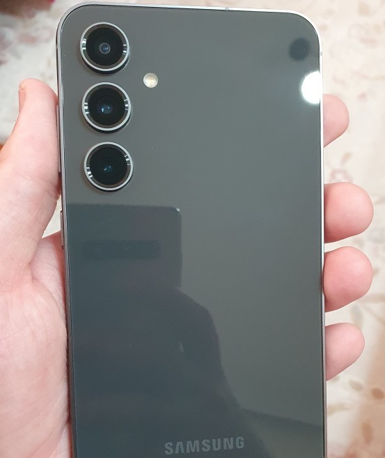 Samsung Galaxy S23 Fe Nasıl Telefon Sizce?