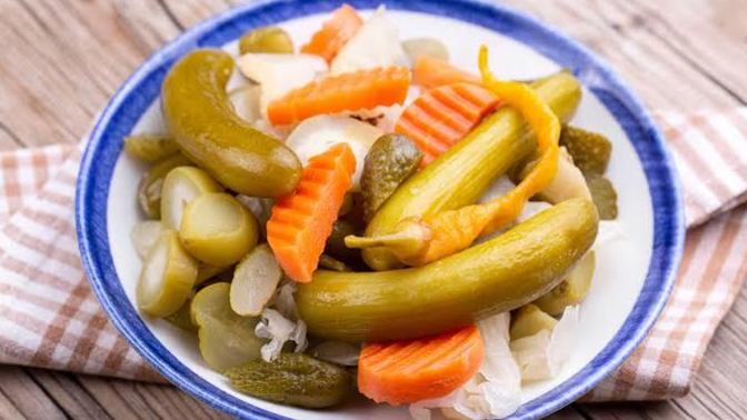 Turşu mu, Salata mı?