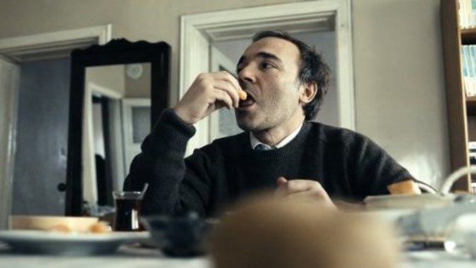 Bazen yemek yemiş olmak için yemek yiyor musunuz?