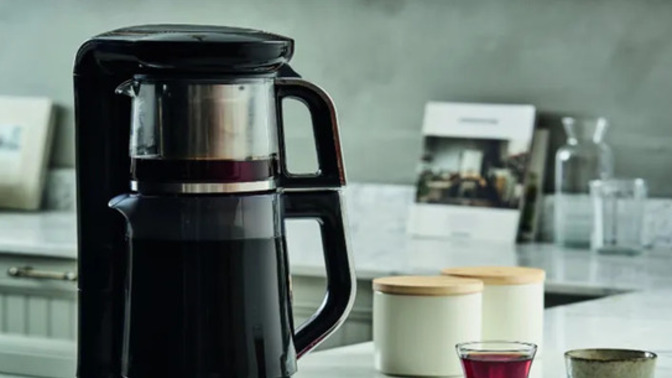 Çay makinesi alırken cam demlik mi daha iyi, yoksa çelik olanlar mı daha dayanıklı olur?