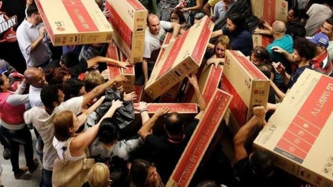Alışverişlerinizi online mı yapıyorsunuz? Mağaza gezen kaldı mı artık?