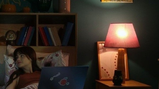 Uzak mesafe ilişkisinde güven nasıl oluşur?