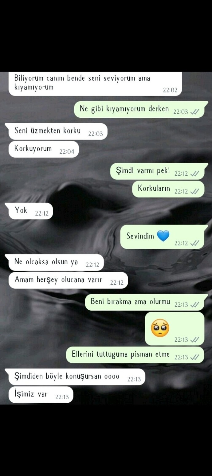 Sizce gerçekten seviyor mu beni?