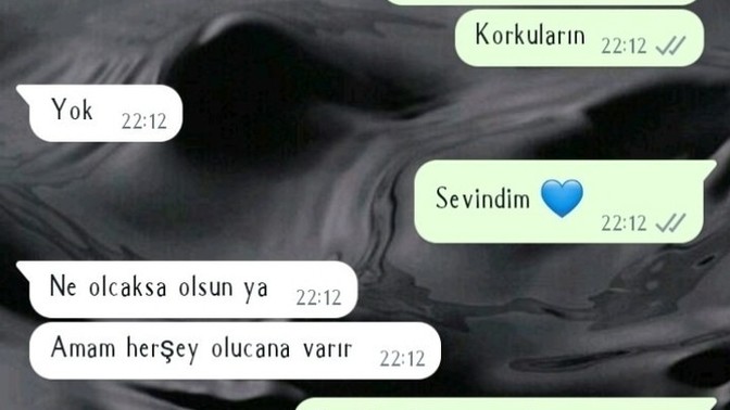 Sizce gerçekten seviyor mu beni?