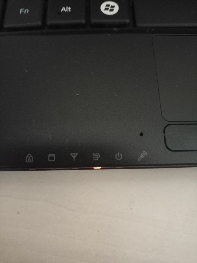 Arkadaşlar notebook açılmıyor, bilgisi olan var mı?