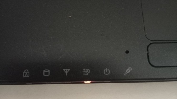 Arkadaşlar notebook açılmıyor, bilgisi olan var mı?