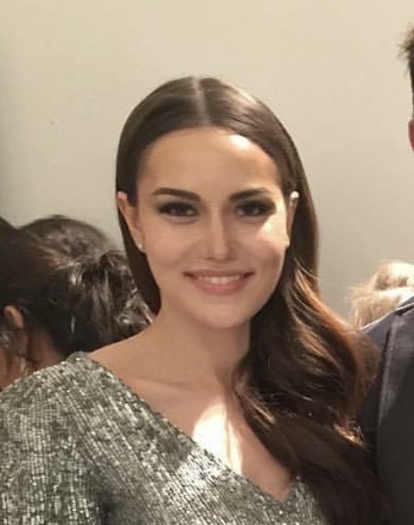 Sizce fahriye evcen mi daha güzel bensu soral mı?