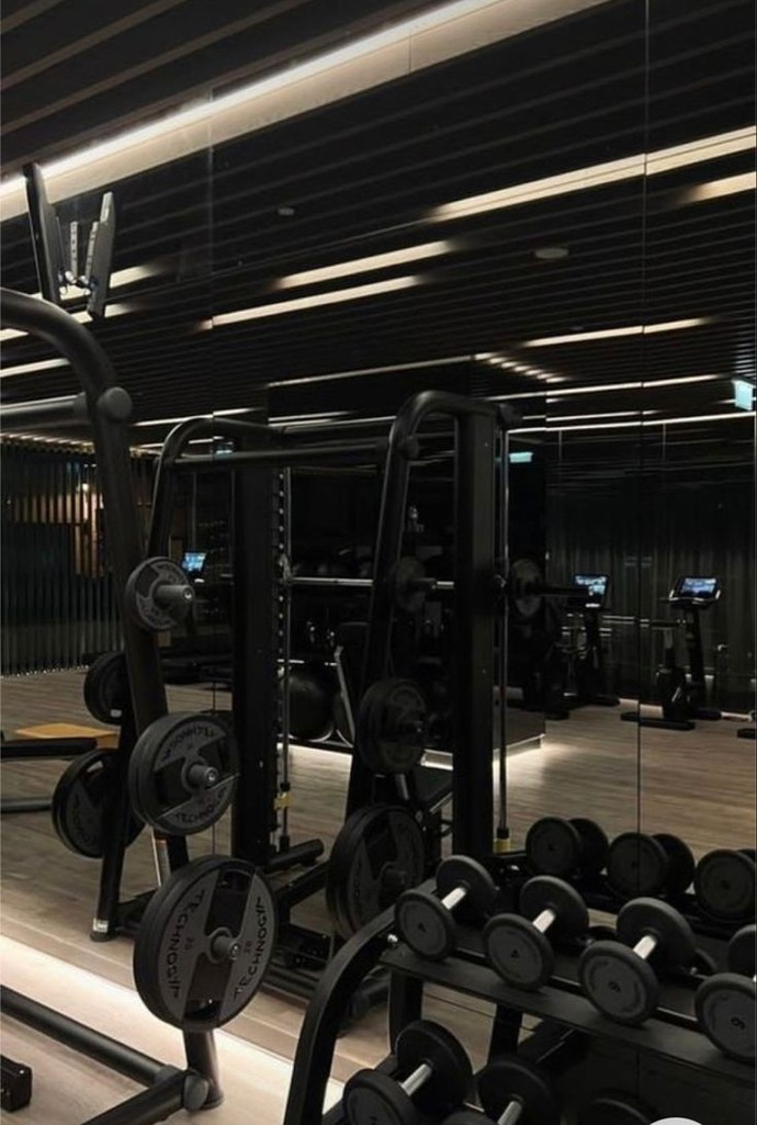 Spor salonuna gidiyor musun?