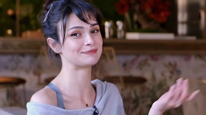 Kadınlar"İstemem yan cebime koy."tavrını naz yaparak mı gösteriyor?