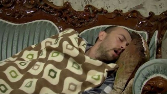 Top patlasa uyanır mısınız, uyanmaz mısınız?