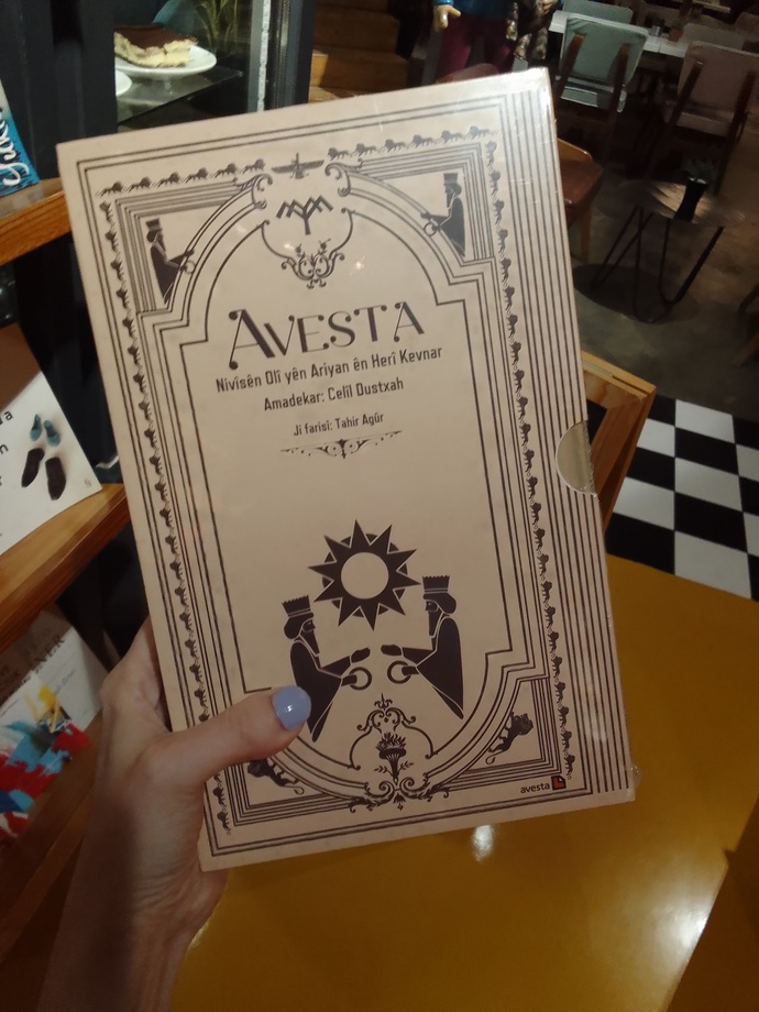 Kitap okuyan kadın çekiciliğini duydunuz mu?