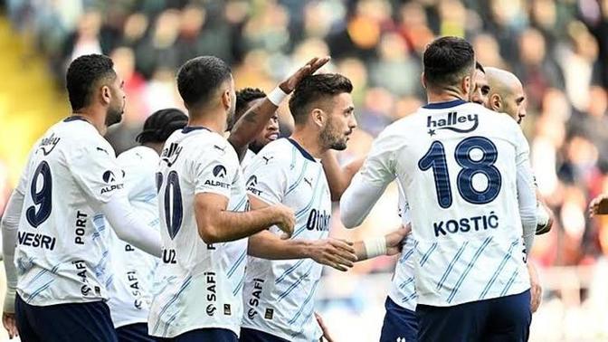 Kayserispor 2 - Fenerbahçe 6... Sarı lacivertliler şampiyonluk yarışında hata yapmadı! Maçı nasıl buldunuz?