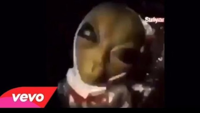 Uzaylılar ne zaman patlatacaklar dünyayı bilen var mi?