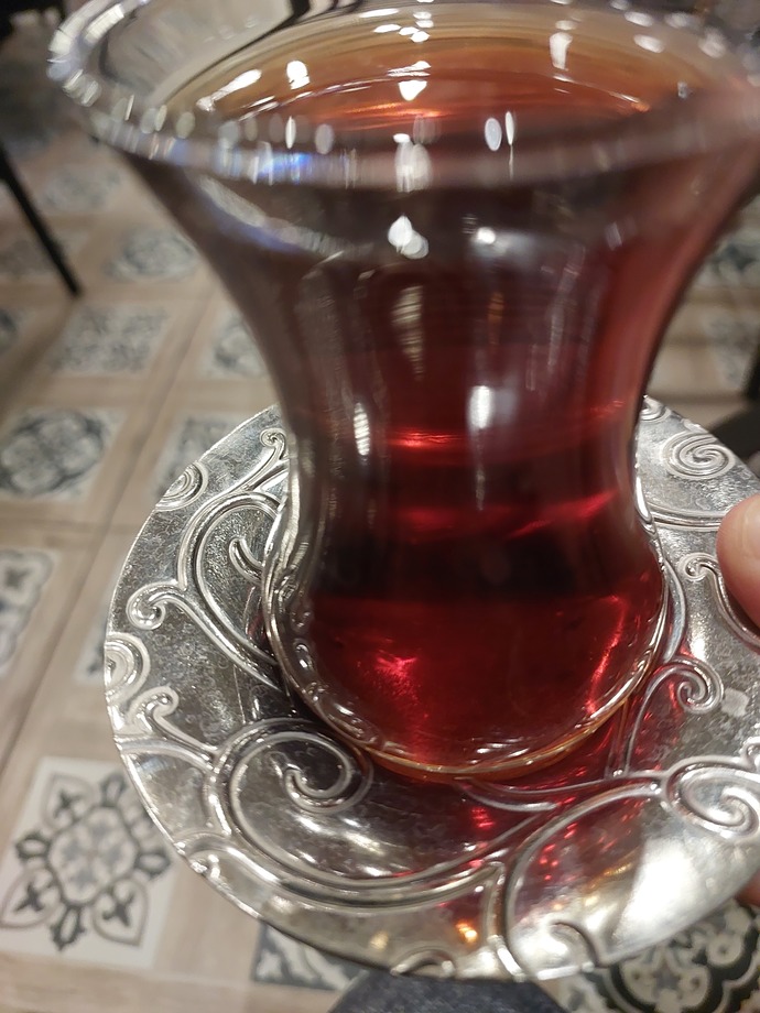 Akşam kaç bardak çay içersiniz?