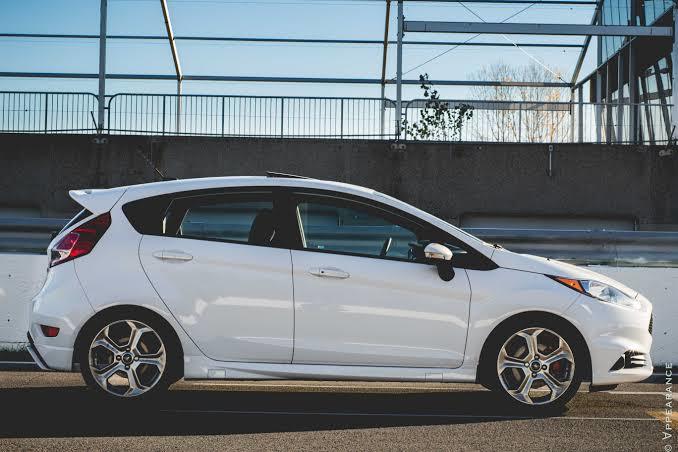 Sizce ford fiesta nasıl araba?