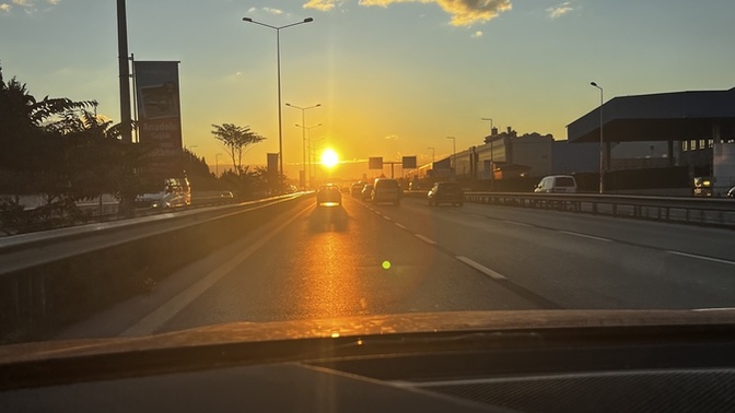 Sabah güneşi kime vuruyordu 😀?