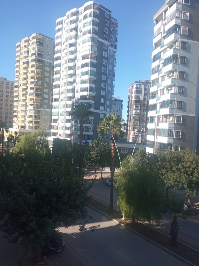 Adanada güneşli ama buz gibi bir hava var, sizin oralarda hava nasıl?