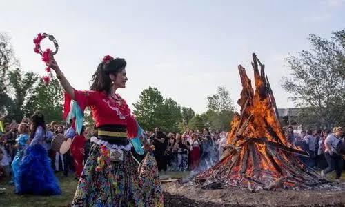 İnsanlarla dalga geçerek eğlenilir mi?
