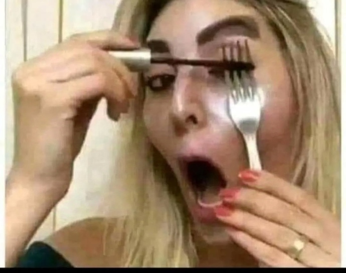Makyaj reelsleri çekmeye karar verdim, ilk videom için şöyle bi teknik uyguladım sizce ilgi toplar mıyım?🤭?
