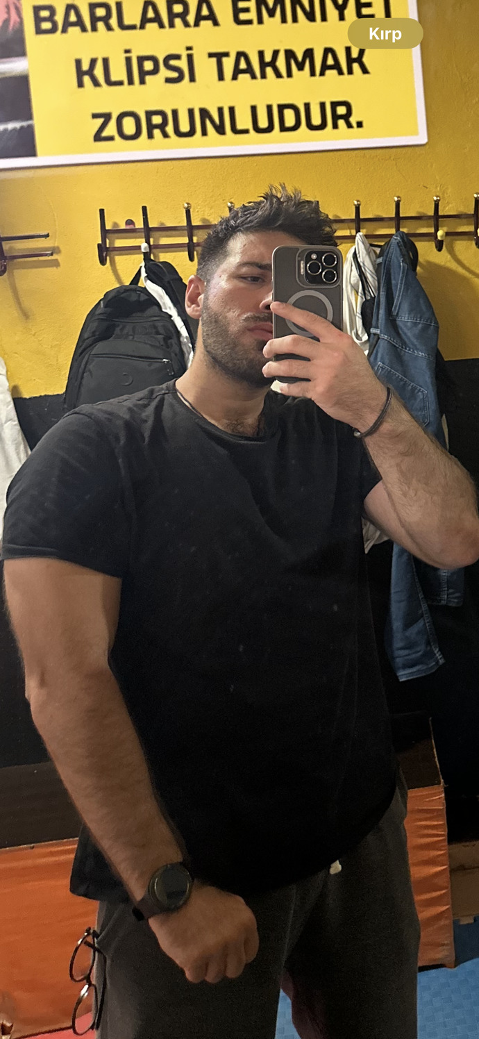 Yüzüm bu şekilde çok mu itici?