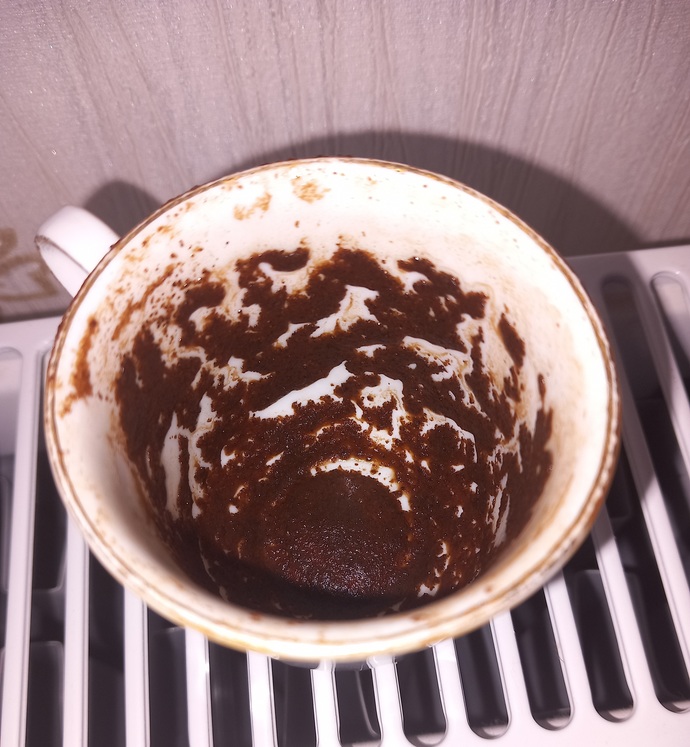 Ağliyorum kafam dagilsa biri falima bakar mi?