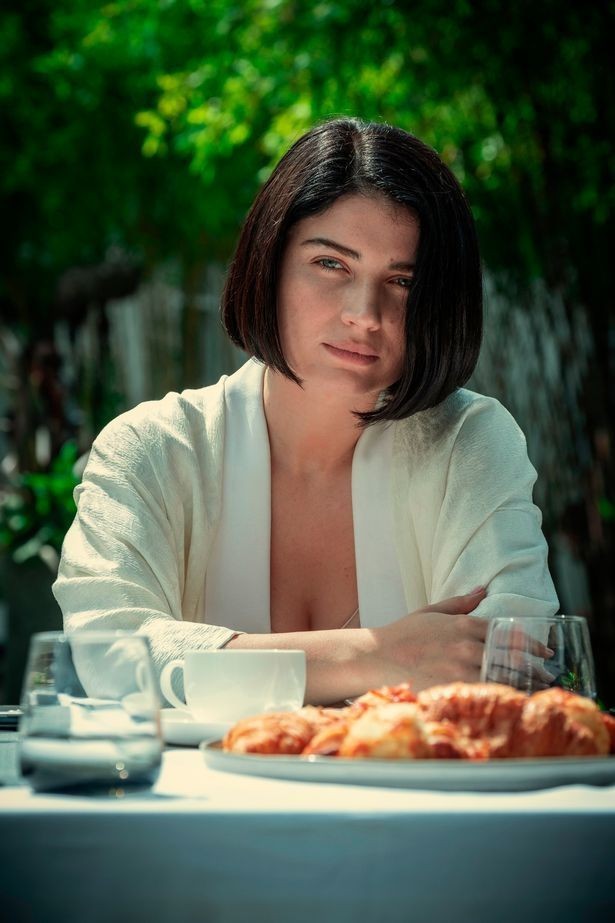 Gözlerinin ardında.. / Netflix..