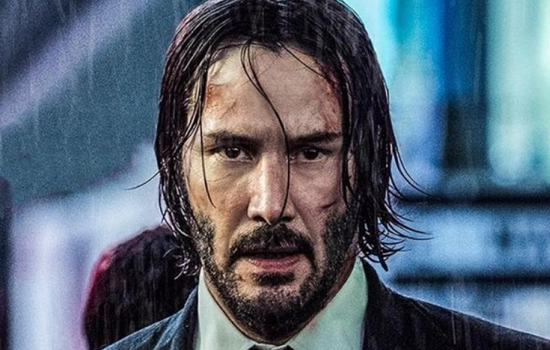 Yakışıklı ve karizmatik erkeklerin bir tane sevgilisi olması onlara haksızlık değil mi 🤔?