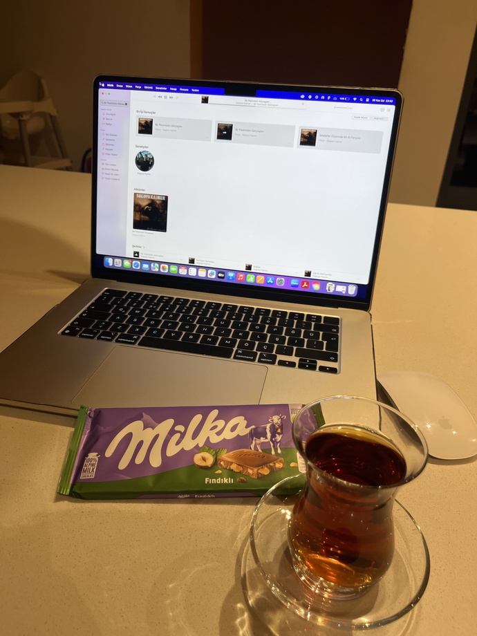 Çikolatanın yanına çay mı yakışıyor kahve mi?