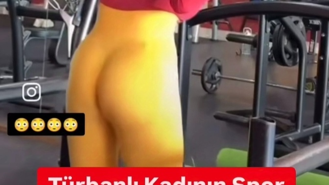 Türbanlı insanlar kıyafet konusunu sizce abartmadımı?