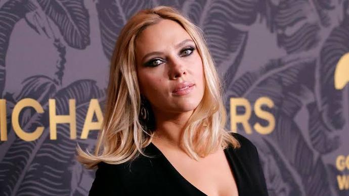 Soğuk havada Scarlett Johanssonım