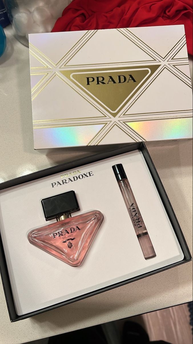 Parfümde prada mı gucci mi tercih edersiniz?