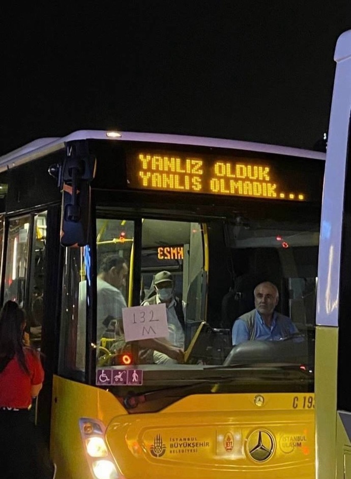 Yalnız mı oldunuz yanlış mı?