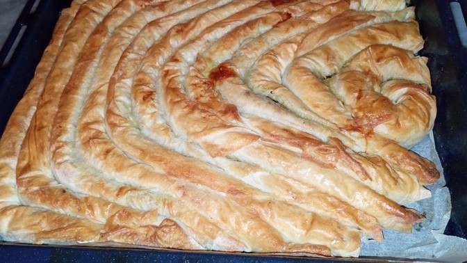 Ispanaklı börek sever misiniz?